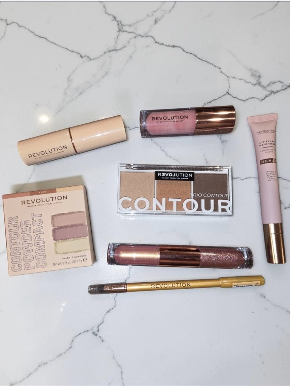 Revolution Bronzer & Pink Makeup Set — Rose, Nude, Gold Accents
